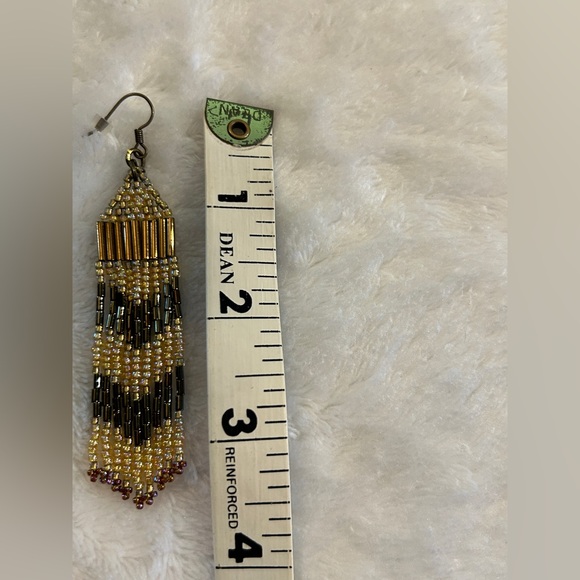 Womens Handmade Beaded Dangle Earrings - Picture 9 of 9